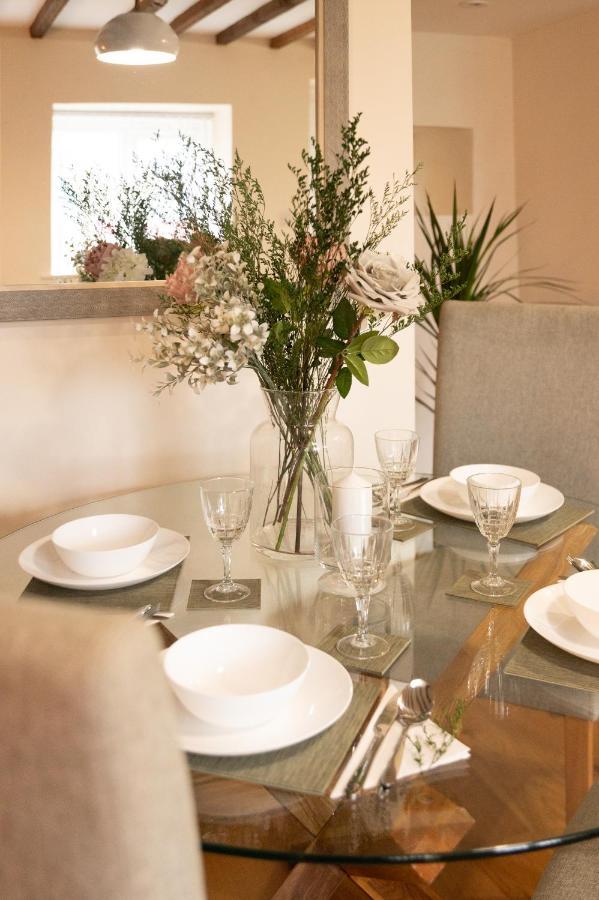 2 Bedroom Charming & Luxury Malt Cottage, Garden, Netflix, Free Parking Bourton-on-the-Water Extérieur photo
